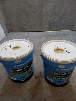 2 pots de peinture de 15L chacun LA SEIGNEURIE Garnotec Aéro… - Photo 1