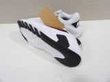 nike air max 95 white black orange mens size 9 5 5 5 5 5 5 5 5 5 5