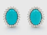 une paire de boucles d'oreilles en turquoise et diamants