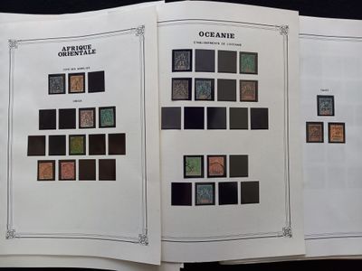 un livre ouvert sur lequel figure une image de timbres