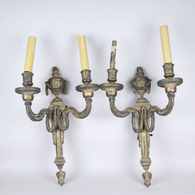 paire d'appliques murales antiques en laiton avec bougeoirs
