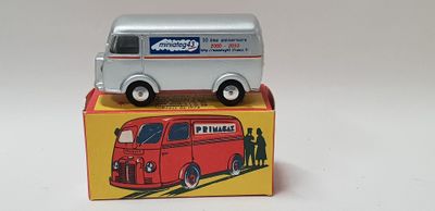 QUIRALU (édition de 2011) Peugeot D4A vitré GRIS ARGENT port…