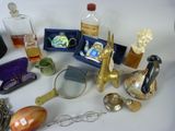 many different items that are sitting on a table