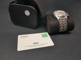 an image of a watch sitting on top of a black case