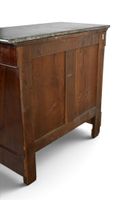 COMMODE en acajou et placage d'acajou flammé, elle ouvre à q… (photo 6)