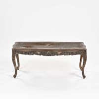 Banquette moulurée en bois naturel traverses sculptées en re… (photo 3)