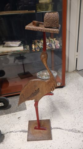 Amusant service à fumeur figurant une cigogne (manque)