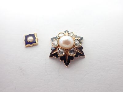 Eléments en or, roses, émail et perle, XIX ème, poids 1,8g tel - Photo 1