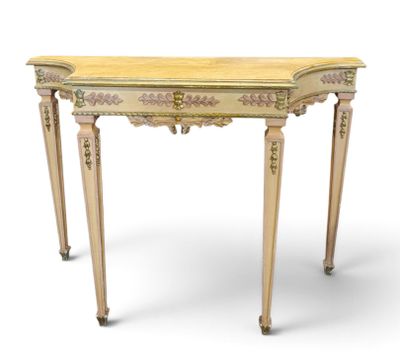 l'image d'une petite table surmontée d'un tiroir