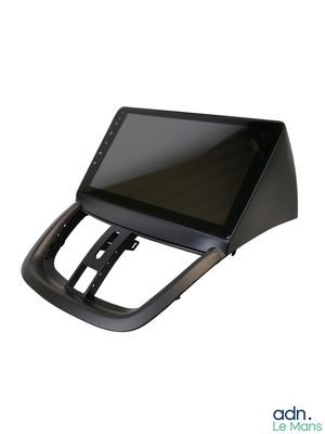 une image représentant une tablette équipée d'un support