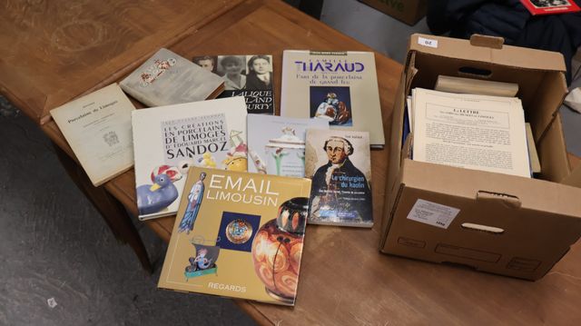 Livres sur la porcelaine de Limoges Tharaud, Sandoz : revues « po...