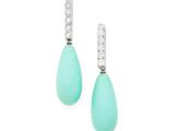 une paire de boucles d'oreilles en jade turquoise et diamants
