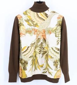 une photo d'un pull sur un mannequin