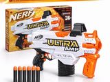 Le pistolet à eau Nerf Ultra est livré dans une boîte contenant six cartouches orange et noires
