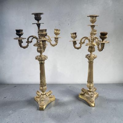 paire de candélabres anciens en laiton