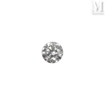 l'image d'un diamant seul sur fond blanc