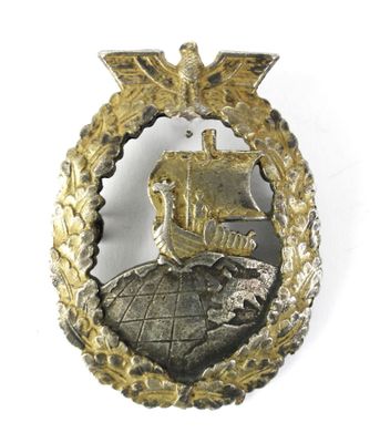 gros plan d'un badge sur fond blanc