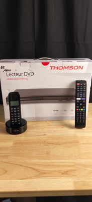 Lot de téléphone et télécommande Philips+ lecteur DVD thomso…