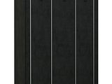 une armoire noire à trois portes et une porte coulissante