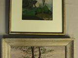 deux tableaux accrochés au mur l'un à côté de l'autre