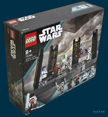 une boîte contenant un ensemble Lego Star Wars