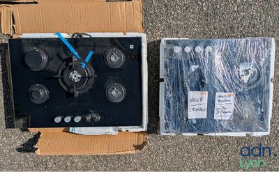 a box that has some kind of electronic device inside of it