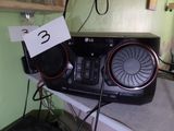 a radio that is sitting on top of a table