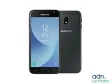 Le smartphone Samsung Galaxy J2 est présenté en noir.