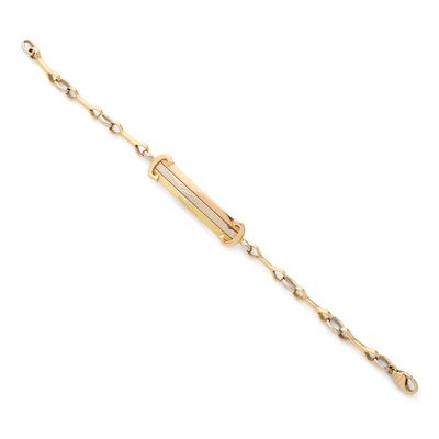 un bracelet en chaîne d'or orné d'une barre
