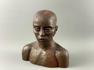 Michèle BATHORE, Homme blessé, Sculpture en céramique, 20 x …