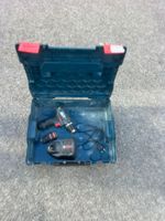Visseuse BOSH pro, avec 2 batterie et 1 chargeur.