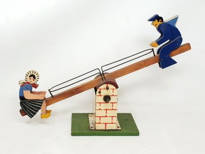 C.I.J. (Biare, vers 1930) balançoire mécanique, en bois laqu…