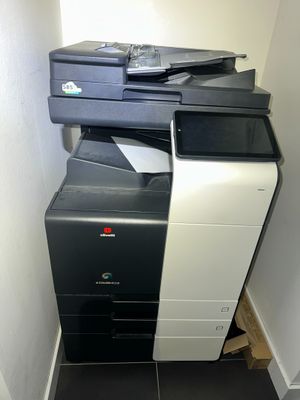 Suite à liquidation judiciaire enseigne IXINA Rodez - copieu…