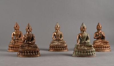 NEPAL ou TIBET - XXe siècle Suite de cinq bouddhas sur des s…