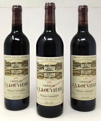 3 bouteilles Château LA LOUVIÈRE, Pessac-Léognan 1996