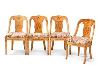 Suite DE Quatre Chaises Gondoles