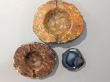 trois types de roches différents sur la table