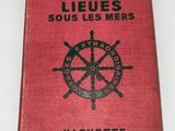 la couverture d'un livre sur laquelle figure l'image d'une barre de navire
