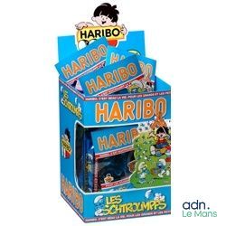 une photo d'un présentoir contenant des cigarettes Haribo dans une boîte