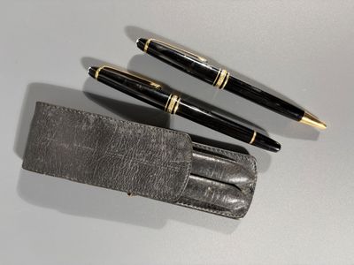 MONTBLANC Modèle Meisterstück Ensemble comprenant : un stylo…