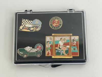 une image d'un boîtier muni de quelques broches