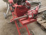 a picture of a machine that is sitting on a pallet