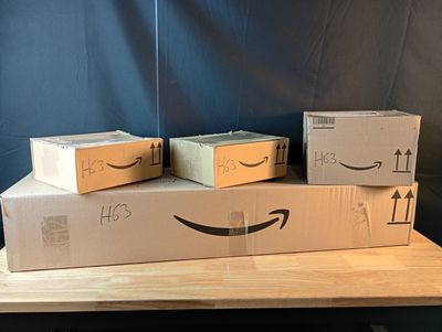 Lot de 4 colis Mystere (Retour Amazon,NPAI, Adresse incomple…