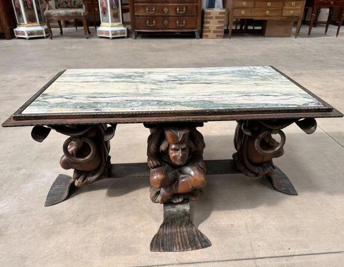 Objets d'art & Curiosités