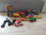 beaucoup de jouets posés sur le sol