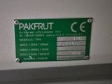 une affiche accrochée au mur sur laquelle on peut lire « pakfruit »
