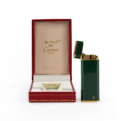 an image of a lighter in a red box with a green case