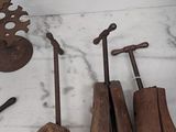 a lot of tools that are sitting on a table