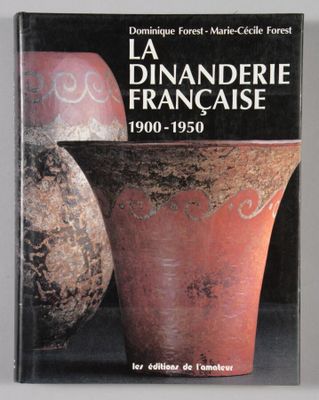 la couverture d'un livre sur laquelle figure l'image de deux vases