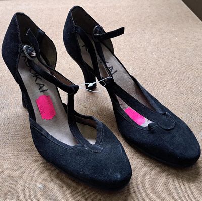 127 / Paire de chaussures à talons - KOOKAI - Pointure…